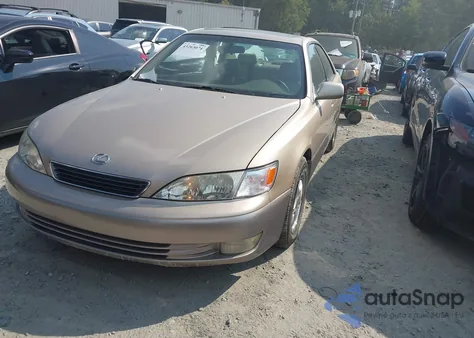 1999 Lexus Es 300 из США, поврежденный, VIN JT8BF28G0X0157783